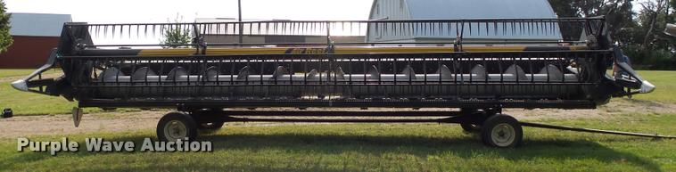 image for item AL9121 AGCO grain head