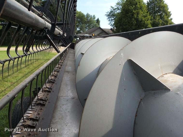 image for item AL9121 AGCO grain head