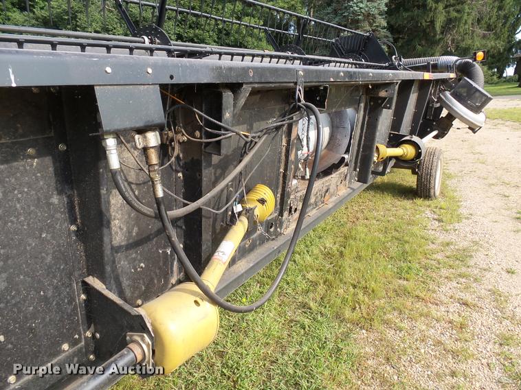 image for item AL9121 AGCO grain head