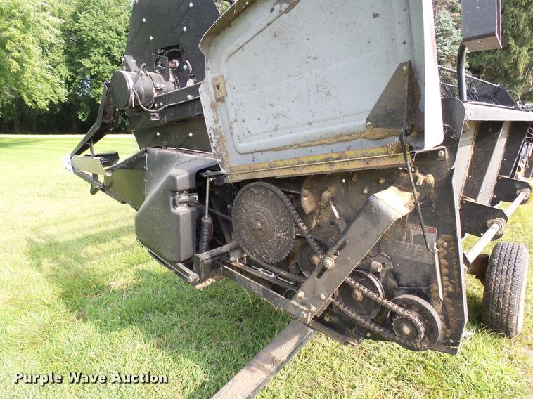 image for item AL9121 AGCO grain head