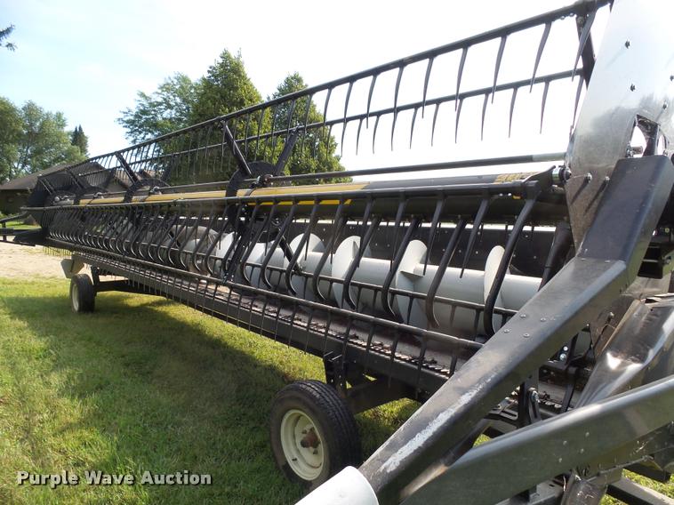 image for item AL9121 AGCO grain head