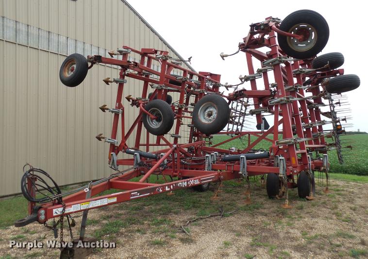 image for item AL9129 Wil-Rich Excel series field cultivator