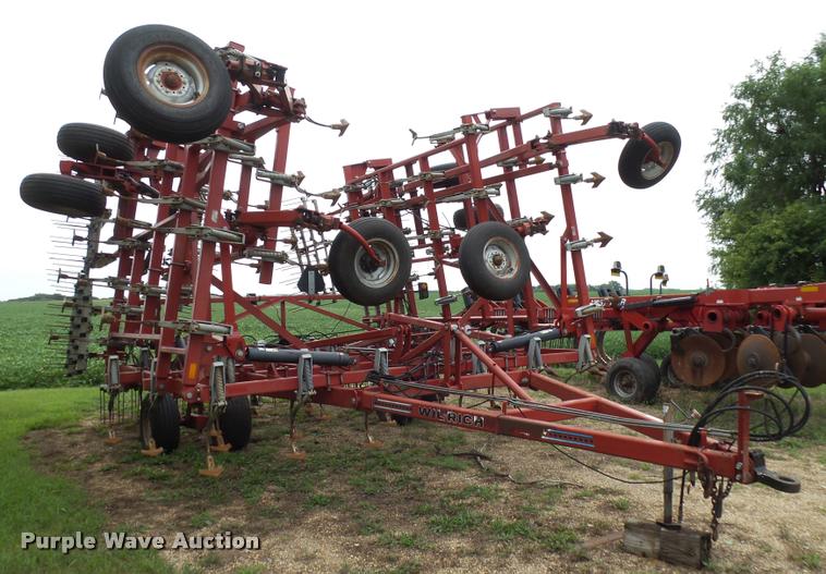 image for item AL9129 Wil-Rich Excel series field cultivator