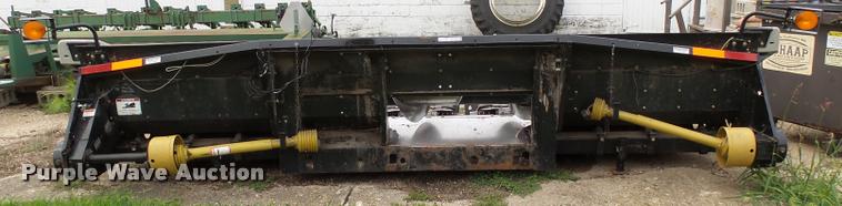 image for item AL9131 AGCO corn head