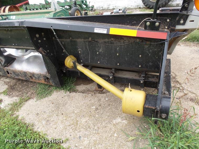 image for item AL9131 AGCO corn head