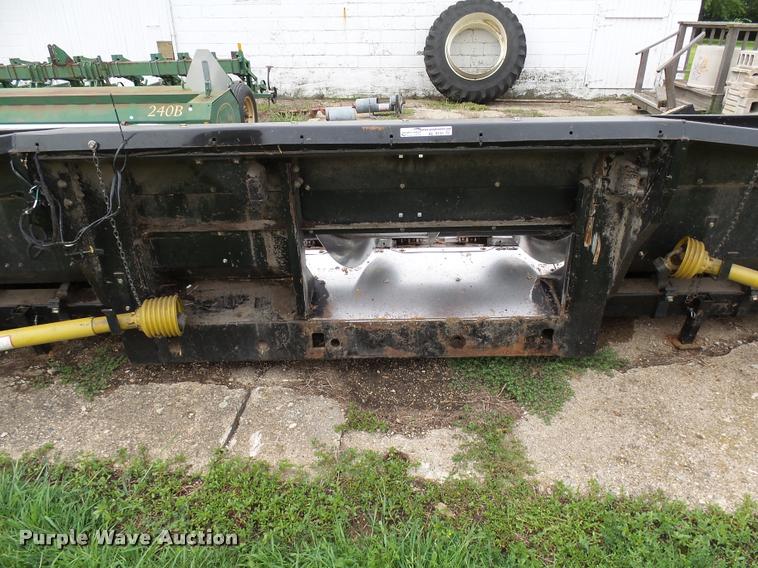 image for item AL9131 AGCO corn head