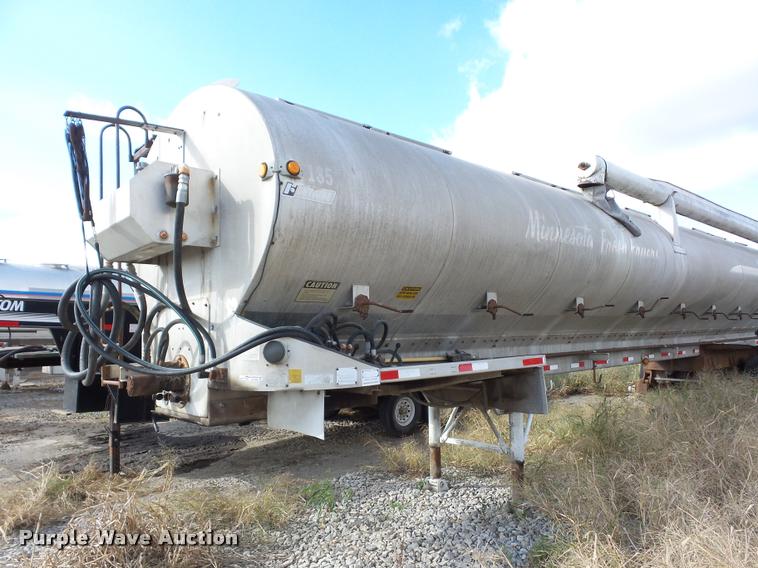 image for item AX9065 1984 Fontaine bulk feed trailer