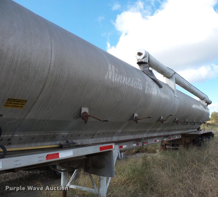 image for item AX9065 1984 Fontaine bulk feed trailer