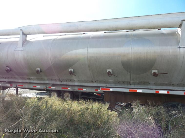 image for item AX9065 1984 Fontaine bulk feed trailer