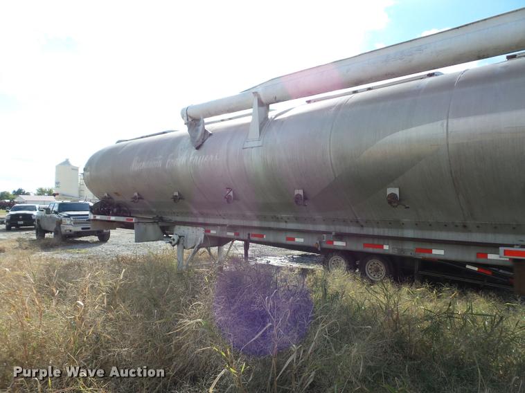 image for item AX9065 1984 Fontaine bulk feed trailer