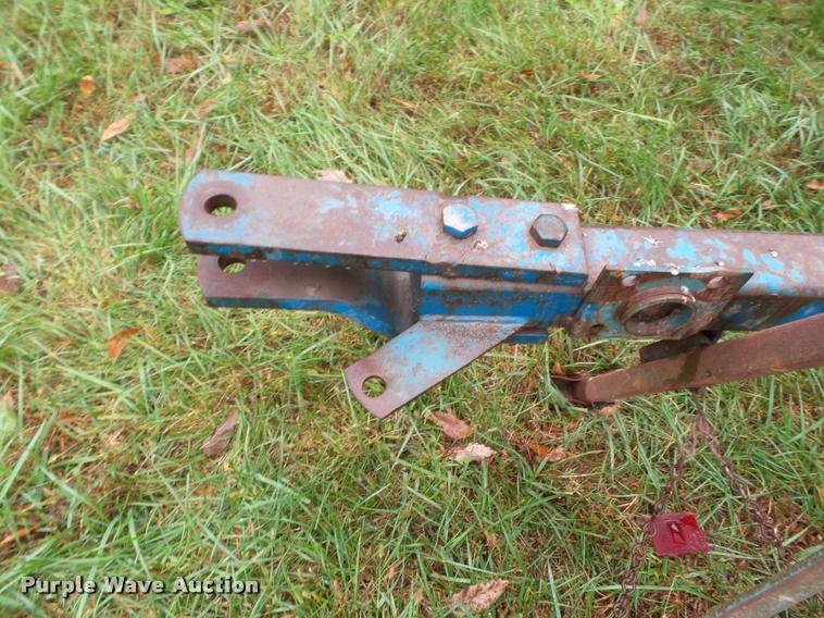 image for item BP9453 Ford 532 small square baler