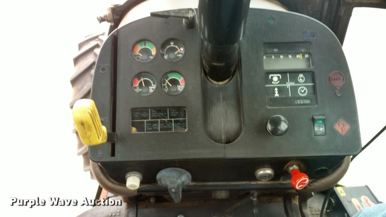 image for item BU9846 1988 John Deere 4850 MFWD tractor