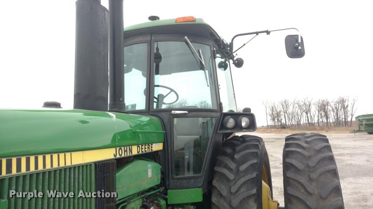 image for item BU9846 1988 John Deere 4850 MFWD tractor