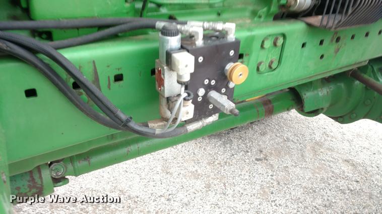 image for item BU9846 1988 John Deere 4850 MFWD tractor