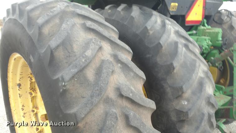 image for item BU9846 1988 John Deere 4850 MFWD tractor
