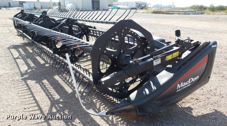 image for item BZ9227 2013 MacDon D65D draper head