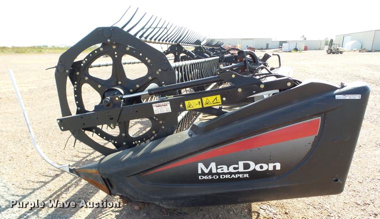 image for item BZ9227 2013 MacDon D65D draper head