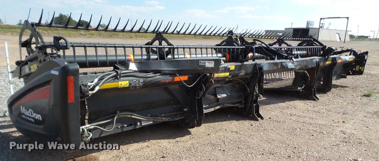 image for item BZ9227 2013 MacDon D65D draper head