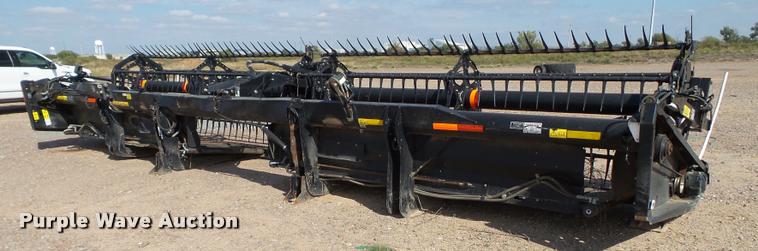 image for item BZ9227 2013 MacDon D65D draper head