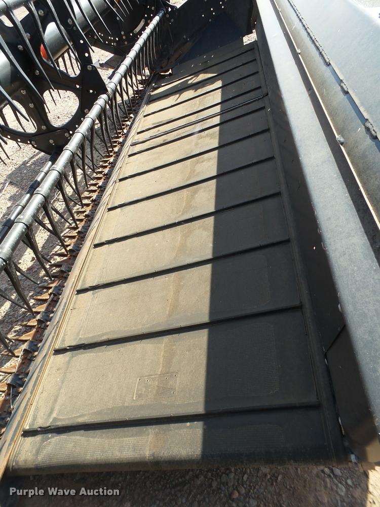 image for item BZ9227 2013 MacDon D65D draper head