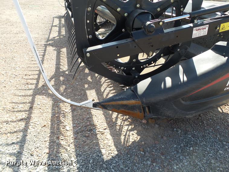 image for item BZ9227 2013 MacDon D65D draper head