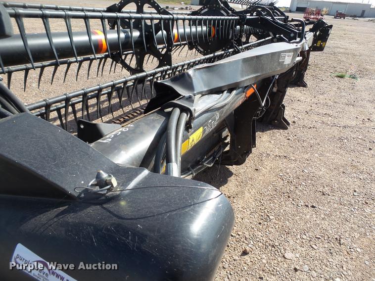 image for item BZ9227 2013 MacDon D65D draper head