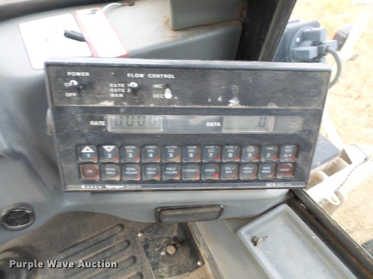 image for item DA3758 1998 Tyler Patriot 150 self-propelled sprayer