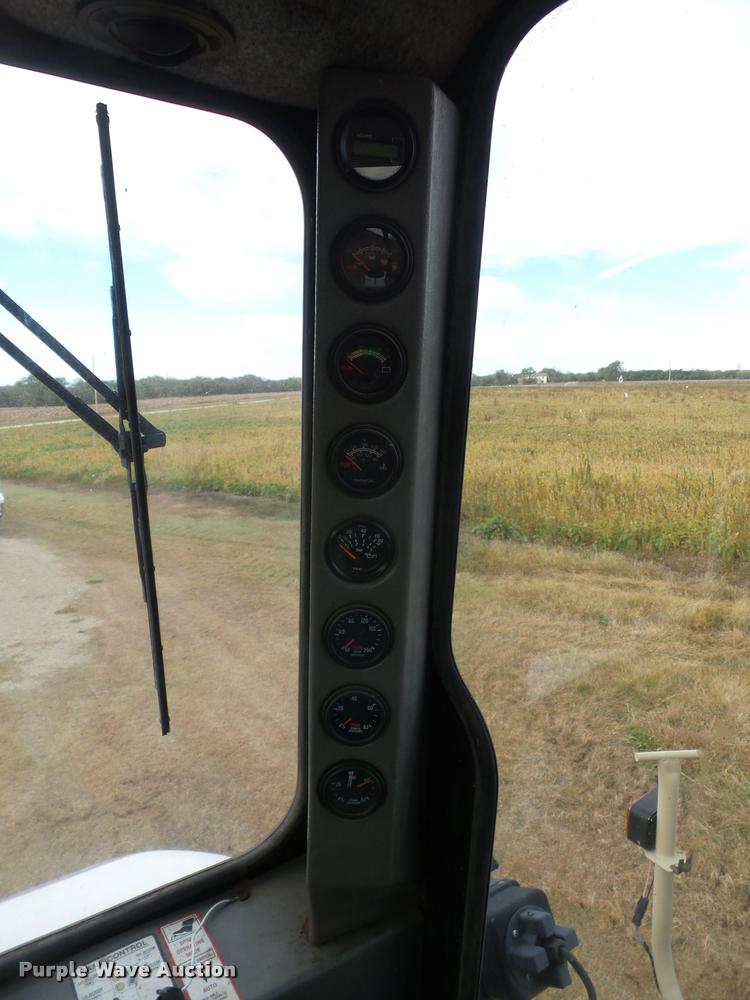 image for item DA3758 1998 Tyler Patriot 150 self-propelled sprayer