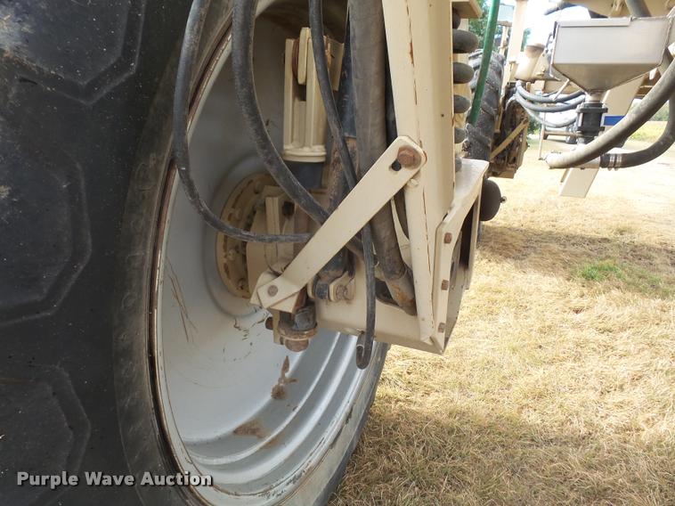 image for item DA3758 1998 Tyler Patriot 150 self-propelled sprayer