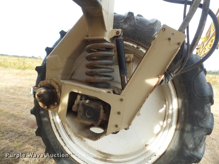 image for item DA3758 1998 Tyler Patriot 150 self-propelled sprayer