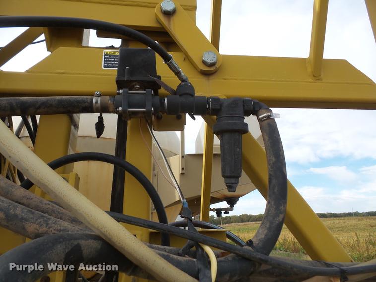 image for item DA3758 1998 Tyler Patriot 150 self-propelled sprayer