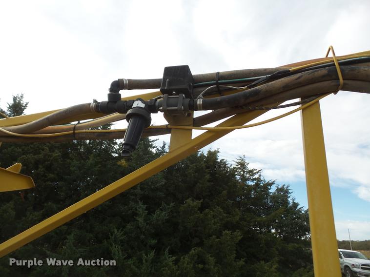 image for item DA3758 1998 Tyler Patriot 150 self-propelled sprayer