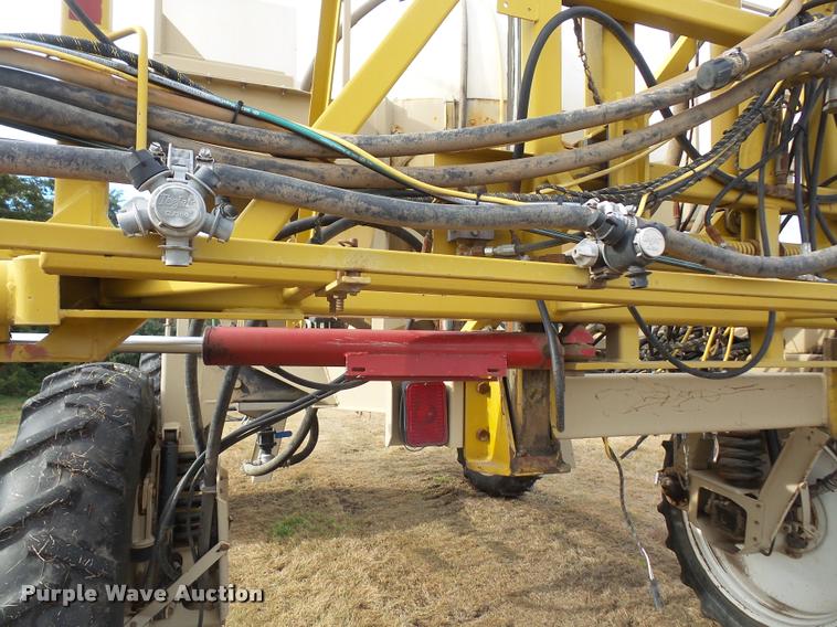 image for item DA3758 1998 Tyler Patriot 150 self-propelled sprayer