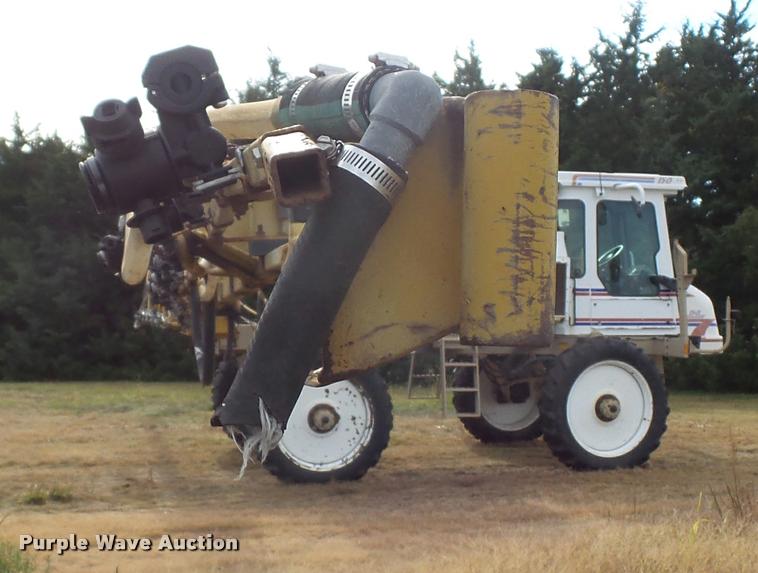 image for item DA3758 1998 Tyler Patriot 150 self-propelled sprayer
