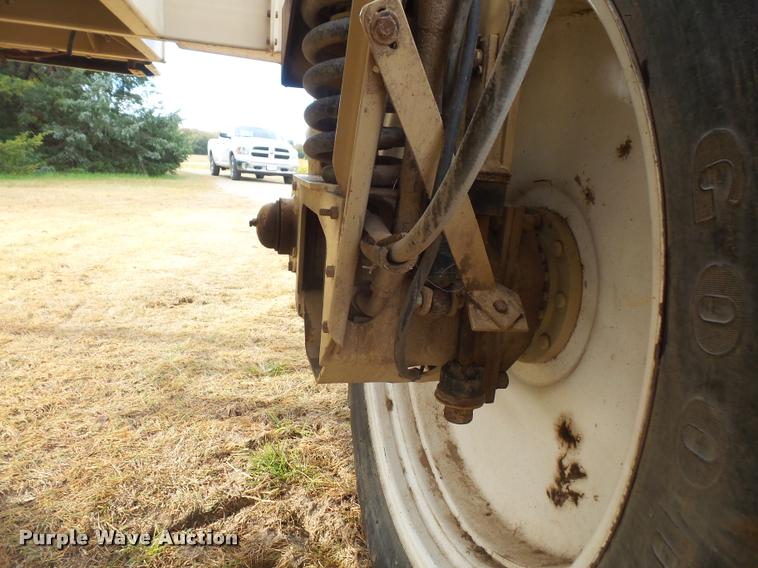 image for item DA3758 1998 Tyler Patriot 150 self-propelled sprayer