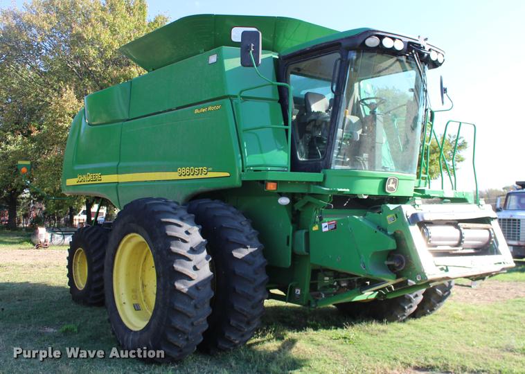 image for item DA4260 2007 John Deere 9860 STS combine