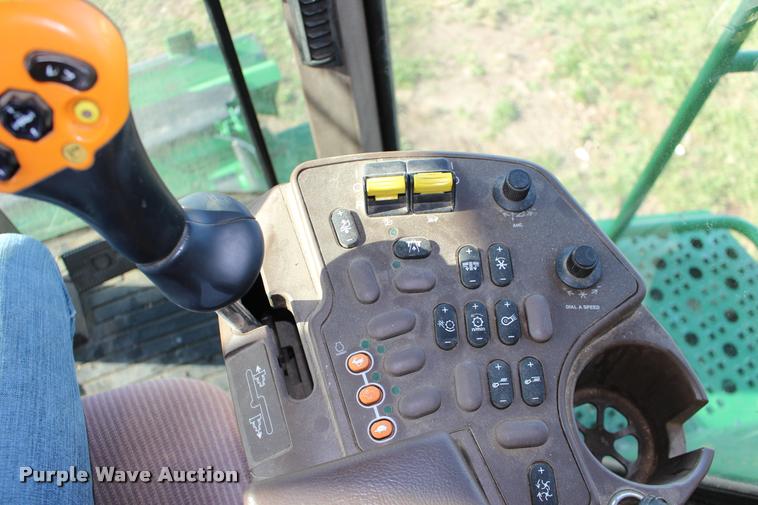 image for item DA4260 2007 John Deere 9860 STS combine