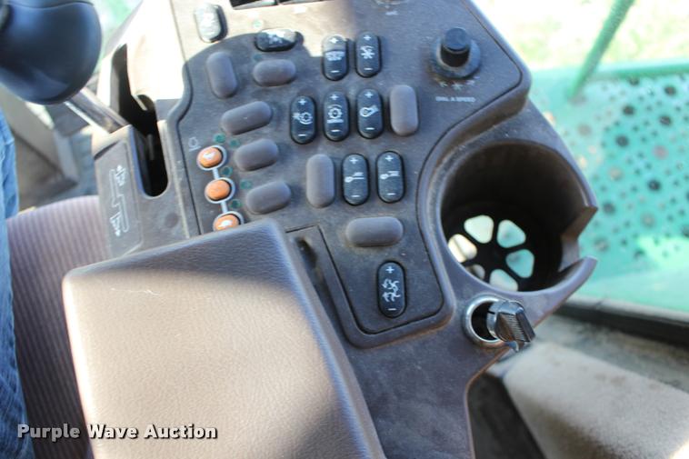 image for item DA4260 2007 John Deere 9860 STS combine