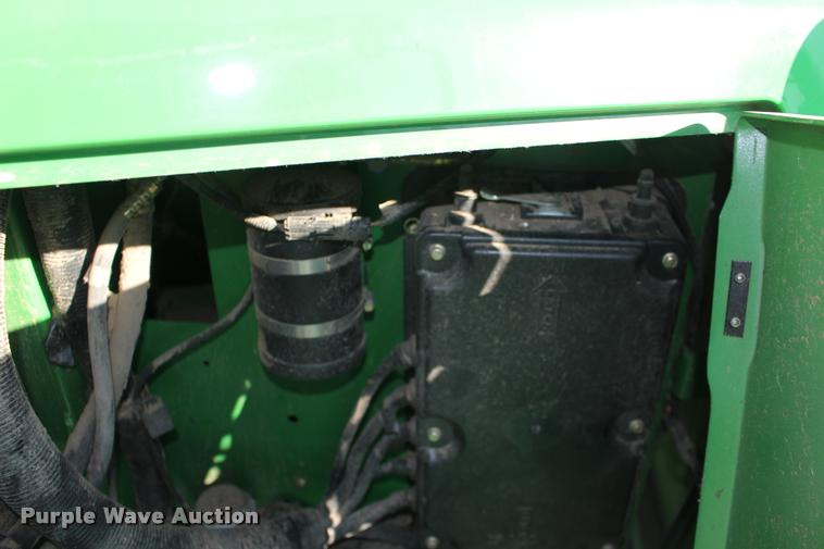 image for item DA4260 2007 John Deere 9860 STS combine