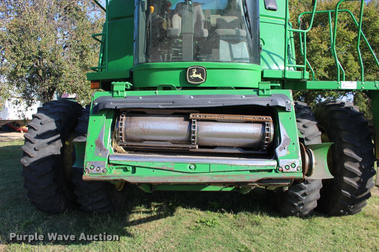 image for item DA4260 2007 John Deere 9860 STS combine
