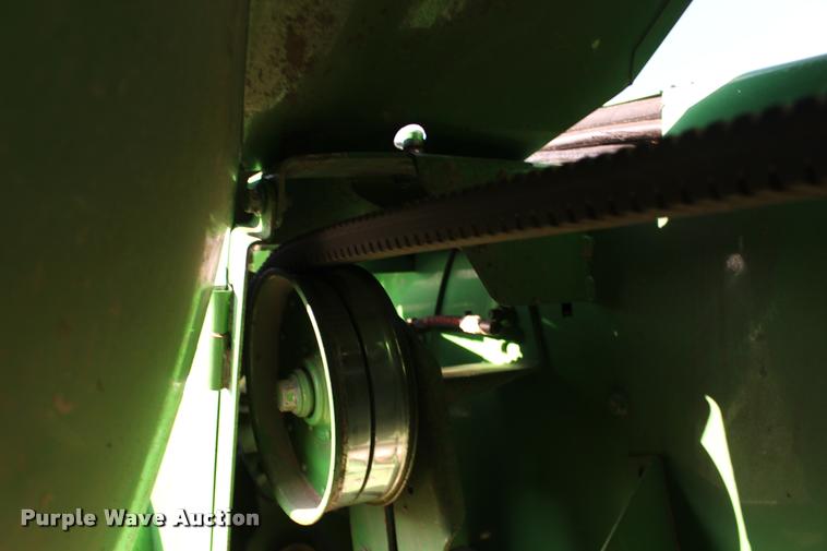 image for item DA4260 2007 John Deere 9860 STS combine