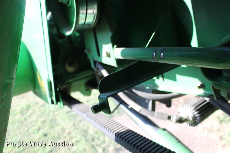 image for item DA4260 2007 John Deere 9860 STS combine