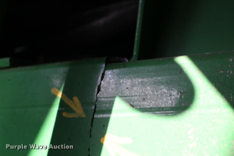 image for item DA4260 2007 John Deere 9860 STS combine