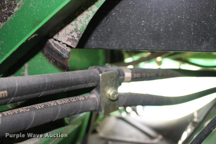 image for item DA4260 2007 John Deere 9860 STS combine