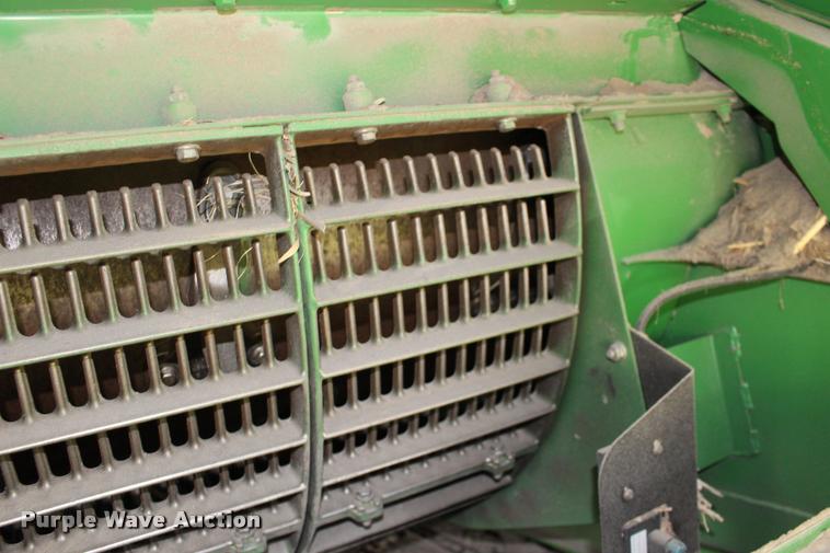 image for item DA4260 2007 John Deere 9860 STS combine