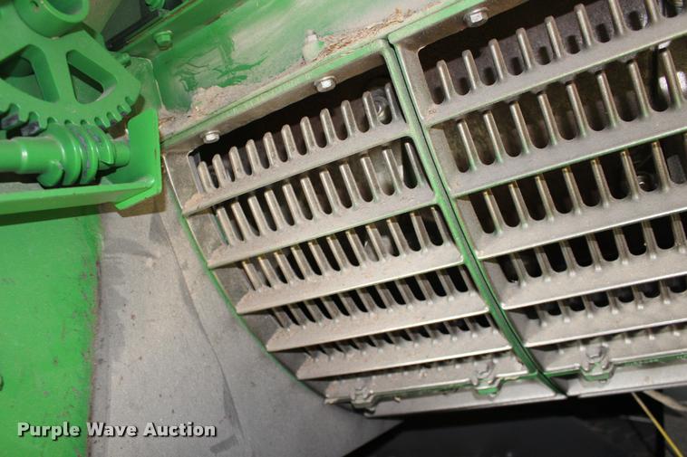 image for item DA4260 2007 John Deere 9860 STS combine