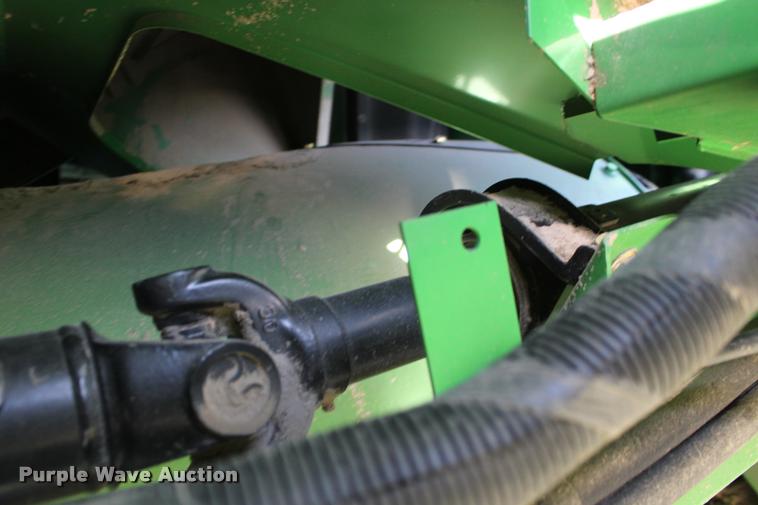 image for item DA4260 2007 John Deere 9860 STS combine