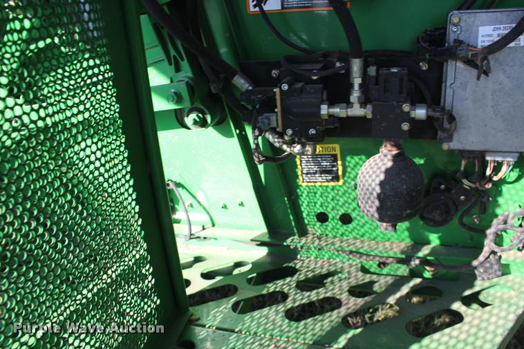 image for item DA4260 2007 John Deere 9860 STS combine