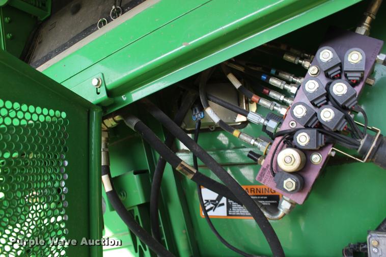 image for item DA4260 2007 John Deere 9860 STS combine