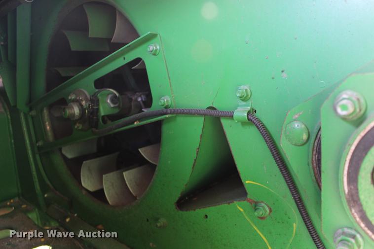 image for item DA4260 2007 John Deere 9860 STS combine